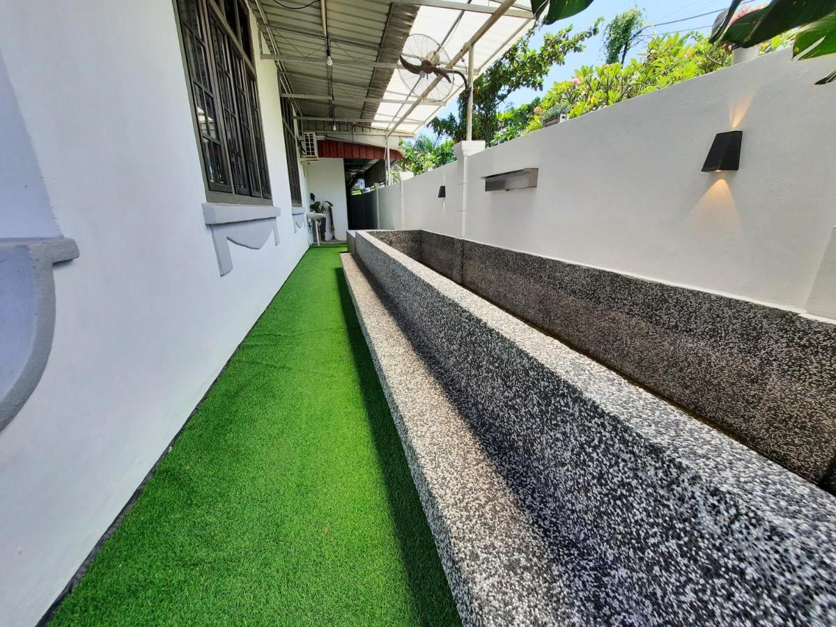 Melaka Homestay Garden Hideout Pax13 المظهر الخارجي الصورة